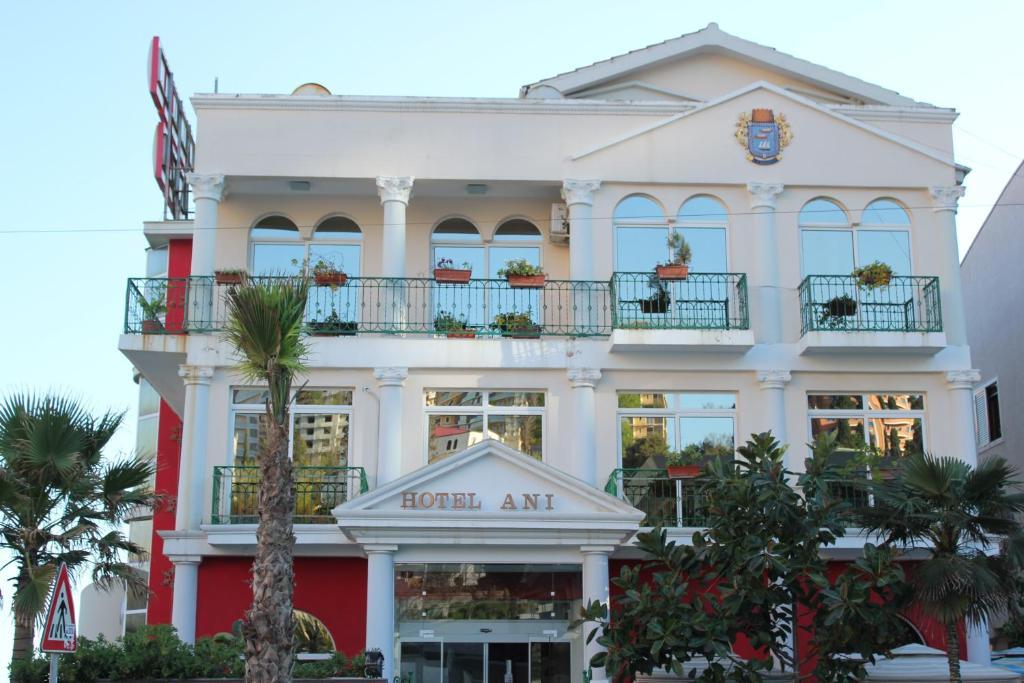 Ani Hotel